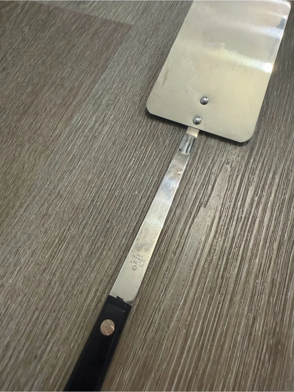 Vtg. FLINT Stainless Vanadium Solid Spatula Long Blade Flipper Wood Handle
